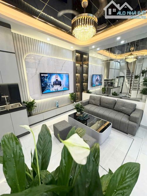 Bán nhà Kim Mã, gần phố, 5 tầng mới tinh, full NT đẹp long lanh, 30m2, 5 tầng, giá 6.8 tỷ - 2