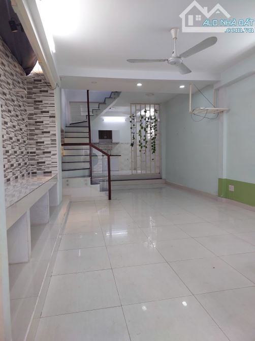 MUA XÂY CĂN HỘ DỊCH VỤ – VỊ TRÍ ĐẮC ĐỊA NGUYỄN THỊ TẦN – TIỀM NĂNG KHAI THÁC DÒNG TIỀN - 2