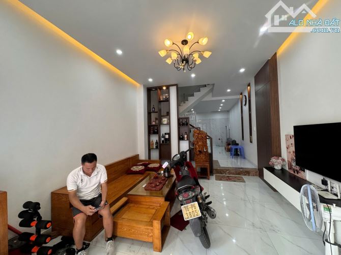 🏠 BÁN NHÀ 4 TẦNG – Ô TÔ ĐỖ CỬA – TRỰC CÁT – CHỈ 3 TỶ 450 – VỀ Ở NGAY! - 2