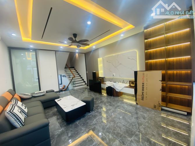 BÁN NHÀ THÔ 3,5 TẦNG – KĐT AN CỰU CITY, TP. HUẾ - 2