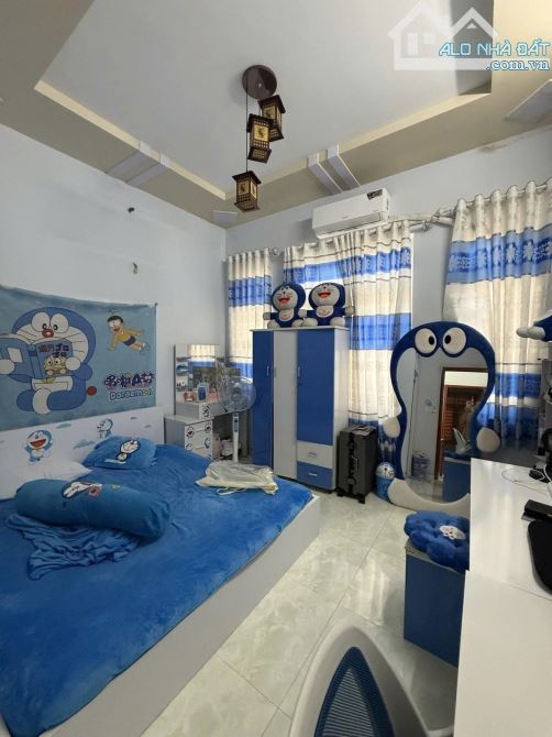 BÁN NHÀ 3 TẦNG ĐÚC - HUỲNH THỊ HAI, Q12 -"52M2 ( 4M X 13M) - ĐƯỜNG 7M - 4.96 TỶ - 2