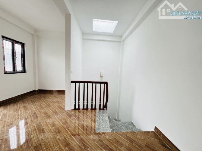 CĂN CUỐI CÙNG , TÂN KHAI , 30M2 x 5T MỚI TINH , 3 GÁC ĐỖ CỬA , BÃI Ô TÔ SÁT NHÀ , 6,2 TỶ - 2