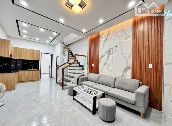 NHÀ 1/…LÊ VĂN QUỚI-GIÁP TÂN PHÚ-HẺM XE HƠI-NHÀ MỚI ĐẸP 55M-NỞ HẬU NHẸ-GIÁ CHỈ HƠN 4ty - 2