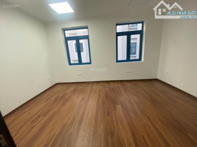 Cho thuê nhà Vạn Phúc, Galaxy Tố Hữu, DT 100m2x6 tầng, nhà đẹp, giá chỉ 35tr - 2