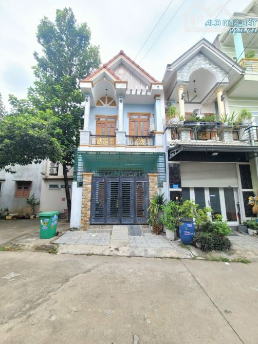 Bán nhà 1 trệt 1 lầu KDC Ngay Ngã Tư Bình Thung Tp.Dĩ An giá 3ty850 TL M4482 - 2