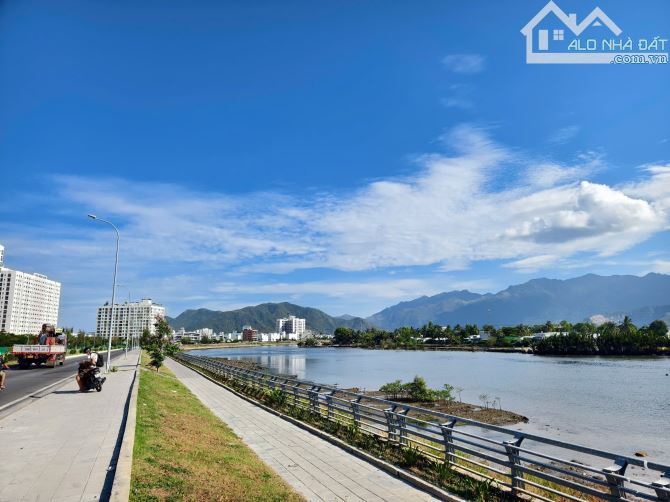 Bán các lô thường và lô góc của Hà Quang 1. Diện tích từ 75 đến 374 m2.   7.7 - 1