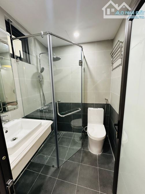 NHỈNH 12 TỶ NHÀ  KINH DOANH, HỒ TÙNG MẬU, CẦU GIẤY, DT 40M, 6 TẦNG, MẶT TIỀN 5M - 3