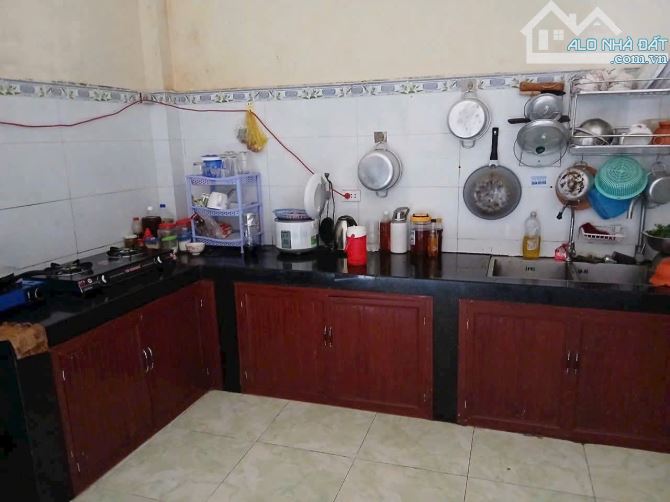 Nhà gần chợ Xóm Vắng, phường Dĩ An, TP Dĩ An. 5,2 tỷ - 3