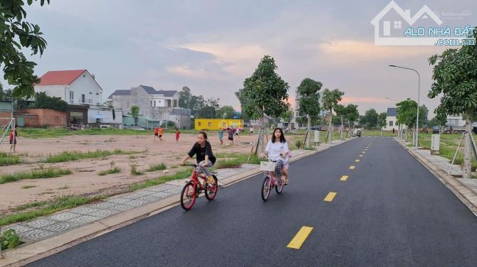 ĐÓN ĐẦU SÂN BAY TỶ ĐÔ, NẮM CHẮC CƠ HỘI TỪ LONG THÀNH - 3