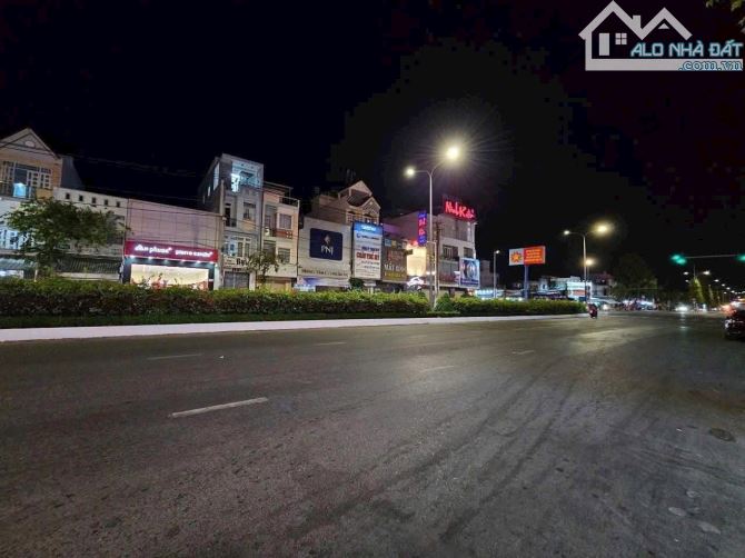 bán nhà mặt tiền đường nguyễn văn cừ ninh kiều cần thơ, giá 25.5 Tỷ ( 6.9 x 15.9 ) - 3