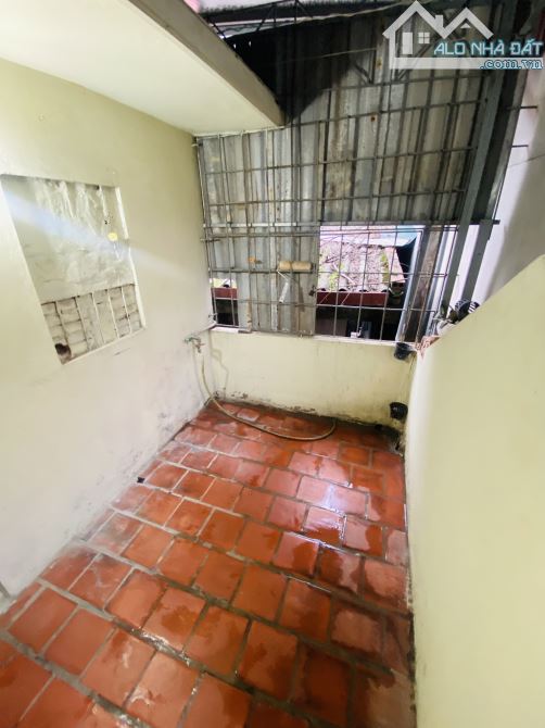 Vợ chồng tôi cần bán nhà 1.98 tỷ, phố Minh Khai, 4 tầng ở luôn - 3