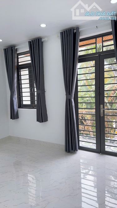 Nhà Đẹp Thị Trấn  Hóc Môn – 2 Tầng – Xe Tải Tới Tận Nhà – Giá Mềm SHR - 3