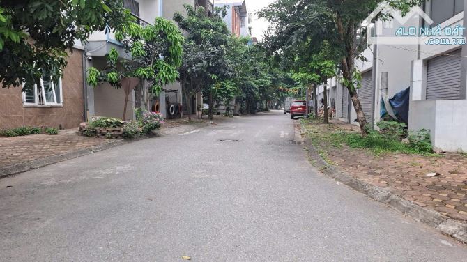 🔥50M2 ĐẤT VUÔNG ĐẸP 6.95 TỶ/ Ô TÔ VÀO ĐẤT–1 BƯỚC OTO TRÁNH - GIÁ TỐT PHÚC LỢI,LONG BIÊN - 3