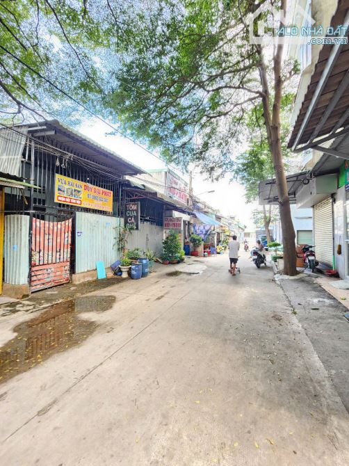 Bán nhà cấp 4 (4x15.5m), hẻm ĐT.743 p. Bình Chuẩn kế chợ Phú Phong - 3