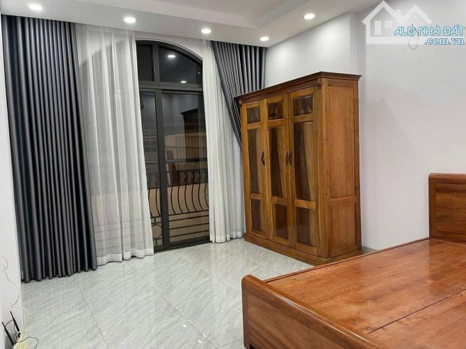 BÁN NHÀ MAI ĐỘNG TAM TRINH HOÀNG MAI- 60M 5T MT 3.8M- NGÕ THÔNG 3 GÁC TRÁNH GẦN TIMES CITY - 3