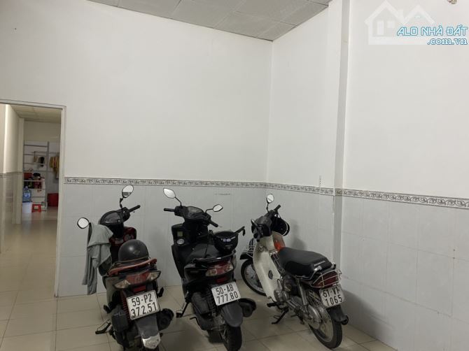 👨 👩  CHỦ NHIỆT BÁN NHÀ. HẠ 900tr. 84M2. HẺM ÔTÔ LÊ TRỌNG TẤN TÂN PHÚ. 6,4 Tỷ. - 3