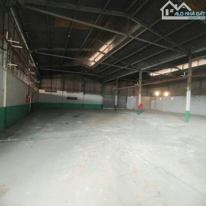 Cho thuê 2300m kho xưởng tân phú - 3