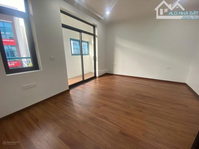Cho thuê nhà Vạn Phúc, Galaxy Tố Hữu, DT 100m2x6 tầng, nhà đẹp, giá chỉ 35tr - 3
