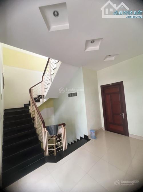 Bán biệt thự đẳng cấp - xa hoa - giữa trái tim Tạ Quang Bửu, Quận 8, 120m2, chỉ 24 tỷ - 3