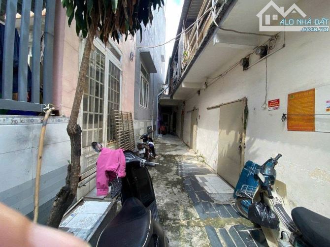 BÁN DÃY TRỌ HUỲNH TẤN PHÁT QUẬN 7,DT 7X15M,HẺM 5M,8 PHÒNG,CHỈ 5 TỶ 5,GIÁP QUẬN 4 - 3