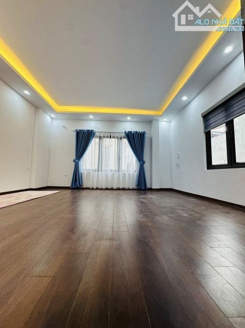 NHỈNH 12 TỶ NHÀ  KINH DOANH, HỒ TÙNG MẬU, CẦU GIẤY, DT 40M, 6 TẦNG, MẶT TIỀN 5M - 4