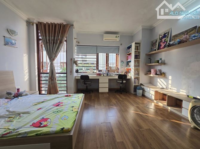 BÁN NHÀ HOÀNG VĂN THÁI .PHÂN LÔ Ô TÔ TRÁNH. DT 75M . MT 5 M . NHÀ 4 TẦNG SIÊU VIP - 4