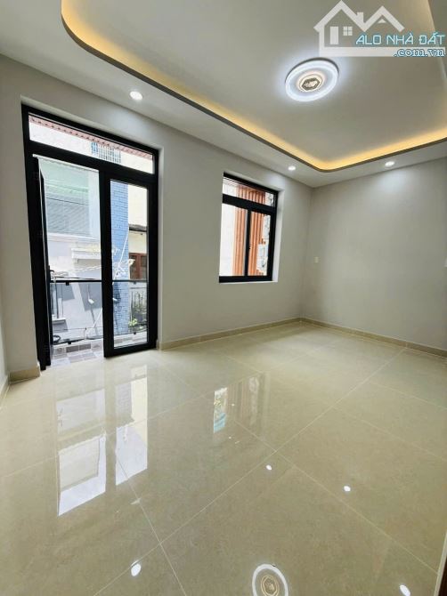 Nhà rộng mới, Bùi Thế Mỹ giao Ni Sư Huỳnh Liên, 5.6 tỷ - 4