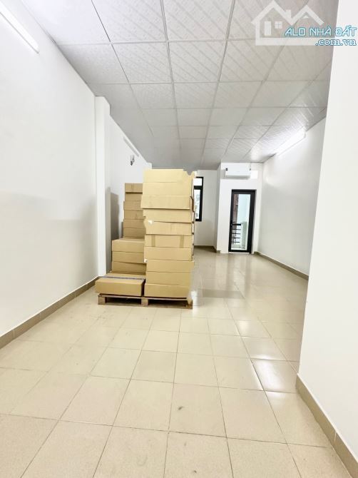 NHÀ HẺM Ô TÔ CỘNG HOÀ 93M2 3 TẦNG 15 TỶ - 4