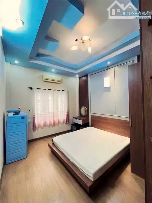 SIÊU PHẨM ĐƯỜNG 77 - TÂN QUY - QUẬN 7-  48m2 - CHỈ HƠN 6 TỎI - SHR - 4