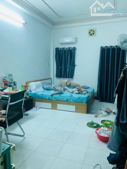 🏡 MẶT TIỀN GẦN CHỢ TÂN QUY - 66m2 - QUẬN 7 - CHỈ 11 TỎI HƠN - 4