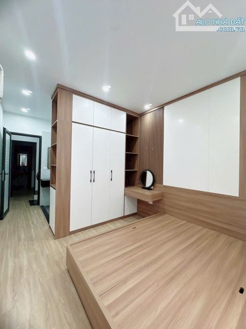 SIÊU HIẾM BẠCH MAI , 33M² , NGÕ THÔNG , GẦN Ô TÔ , SỔ VUÔNG A4 , ĐẦY ĐỦ NỘI THẤT , 7,6 TỶ - 4