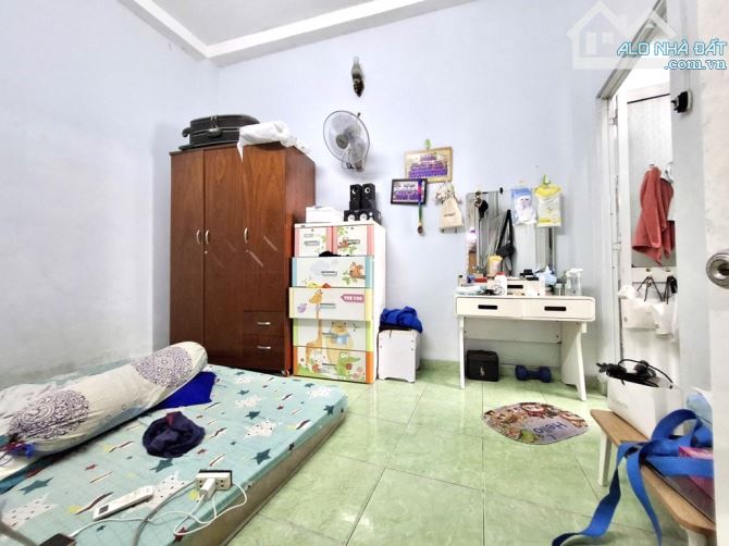 👦 HẠ 800tr. CHỦ BÁN NHANH NHÀ 54M2. 3 TẦNG. HẺM 6M THÔNG. LẠC LONG QUÂN TÂN BÌNH. 5,9 Tỷ. - 4