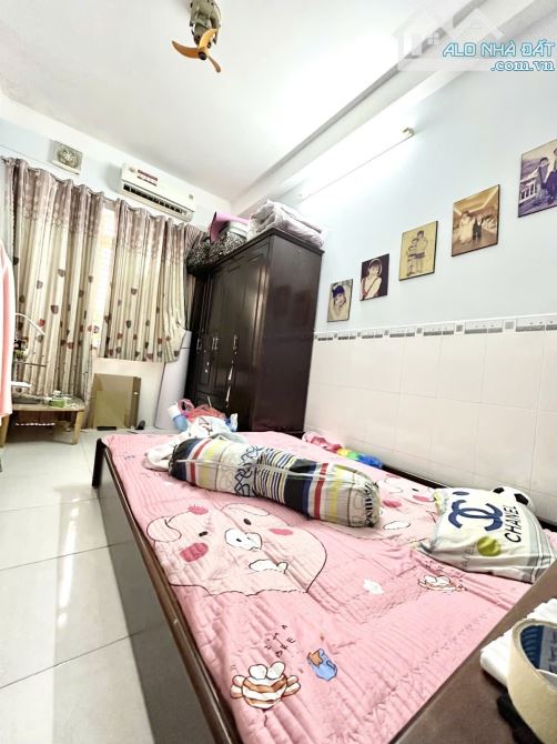 PHÚ NHUẬN - HẺM XE HƠI TRÁNH, TRƯỚC NHÀ RỘNG 10M - 4 TẦNG - 41M2- 7.65 TỶ - 4