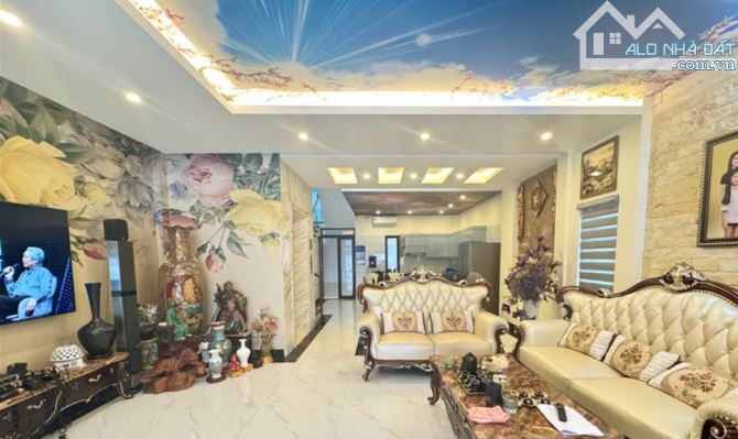 bán nhà 4 tầng có thang máy mặt đường đồng thiện 97m2 ngang 6,5m giá 12 tỷ có tt - 4