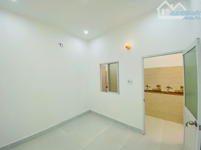 Nhà 1 Lầu Khu Tân Kim 4 x 12m, 3 Phòng Ngủ . Đường xe ôtô tới Nhà. Sổ Hồng Sẵn - 4