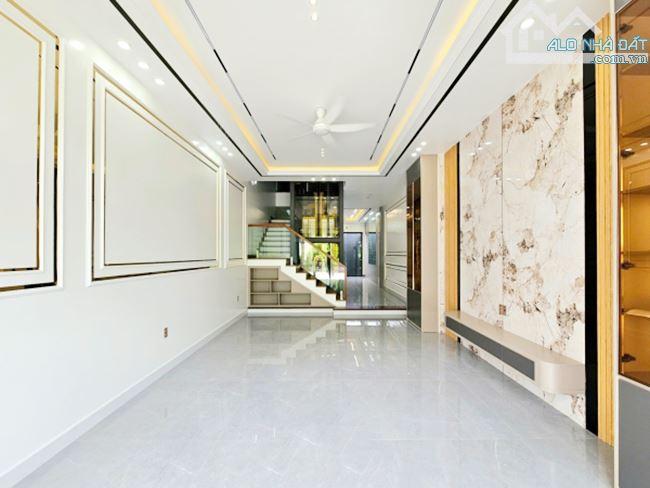 Bán nhà xây mới phân lô Tuyến 2 Lê Hồng Phong gần sân bay Cát Bi. DT 81m² x 4,5T Thang Máy - 5