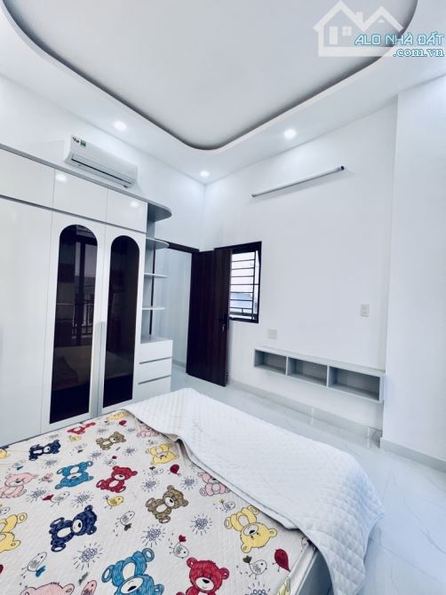 NHÀ MỚI PHẠM VĂN BẠCH - FULL NỘI THẤT - 46M2 -3 TẦNG - 3PN  - GIÁ 5.X TỶ - 5