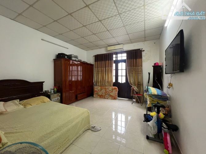 BÁN NHÀ 02 TẦNG MẶT TIỀN ĐƯỜNG LÃNG ÔNG GẦN BIỂN  , TP NHA TRANG GIÁ 9,7 TỶ - 5