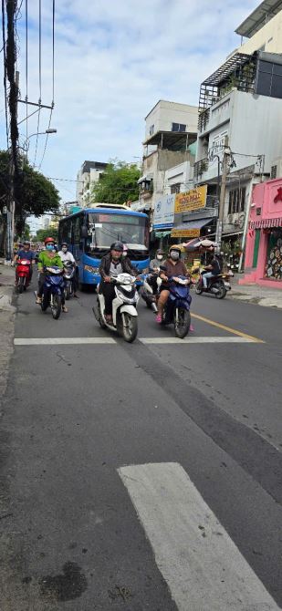 RỘNG ĐẸP GIÁ TỐT- BÁN NHÀ MẶT TIỀN ĐƯỜNG SONG HÀNH Q.12-4.2×20-4TẦNG- CHO THUÊ CAO-10.7 TỈ - 5