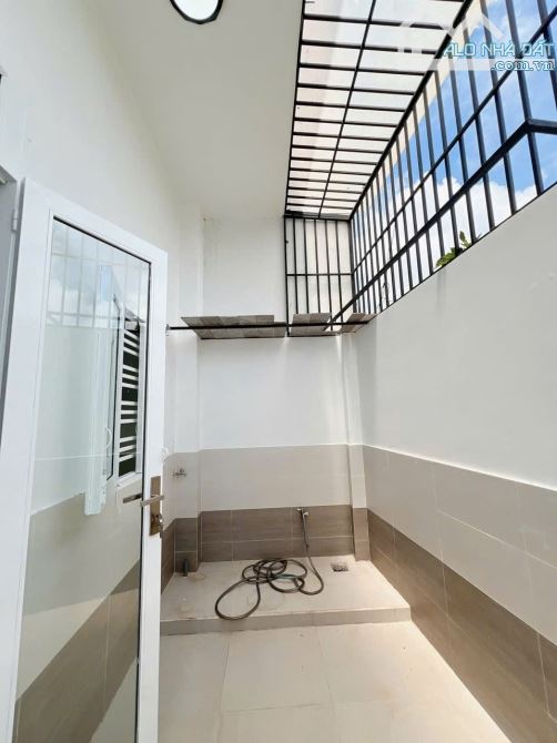 NHÀ 1 LẦU 4 X 22M - ĐƯỜNG XE HƠI CÓ HOÀN CÔNG + TẶNG FULL NỘI THẤT ĐẸP - 5