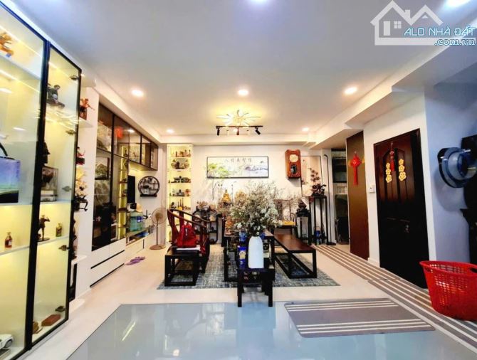 BÁN NHÀ KHU VIP LÊ VĂN SỸ – P.14 – Q.3 – 5 TẦNG – ÔTÔ TỚI CỬA – CHỈ 8.9 TỶ TL - 5