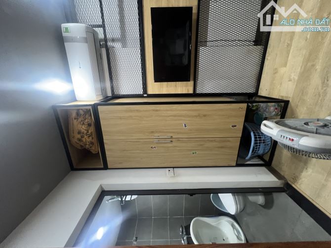 BÁN NHÀ 2 TẦNG - 60M2- PHỐ QUANG TRUNG - HOÀN KIẾM - HƠN 10 TỶ - 6