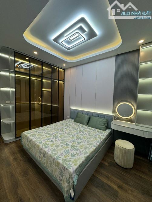 Bán nhà 5 tầng Khương Hạ, Thanh Xuân, ngõ thông, full nội thất, gần ô tô, giá 7.75 tỷ - 6