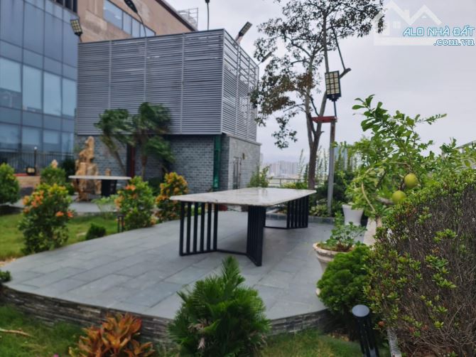 BÁN TOÀ NHÀ TỔ HỢP NHÀ HÀNG & KS ĐẲNG CẤP CẦU GIẤY - LÔ GÓC 4 THOÁNG. 600m2 - GIÁ 525 TỶ. - 6