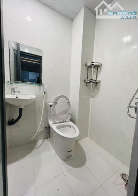 BÁN TÒA  CHDV 5 TẦNG – DÒNG TIỀN 111TR/THÁNG, Đ. LÊ ĐỨC F16/GÒ VẤP, DT 170M2, CHỈ 23.5 TỶ - 6