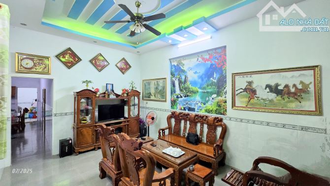 NHÀ SẠCH ĐẸP - Tường Xây 20cm Chắc Chắn - Đường Thông Xe Hơi - Phường Tân Phong, Biên Hòa, - 6