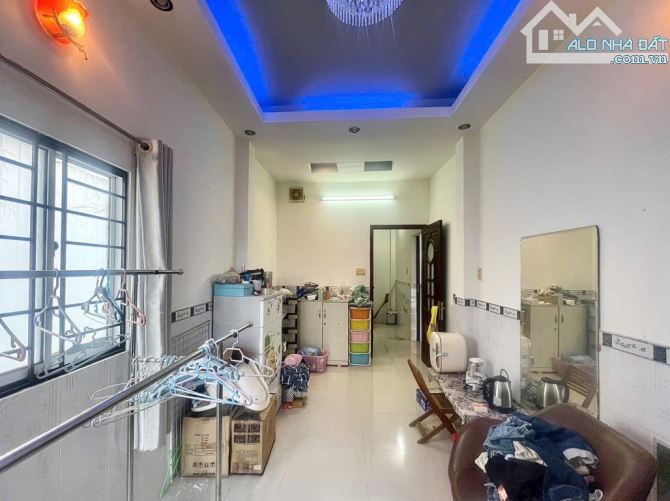 9ty - ĐƯỜNG BẾN VÂN ĐỒN - P5 QUẬN 4 - REVERSIDE - HẺM THÔNG - 7