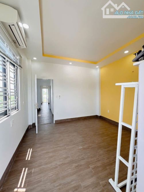 NHÀ 1 LẦU 4 X 22M - ĐƯỜNG XE HƠI CÓ HOÀN CÔNG + TẶNG FULL NỘI THẤT ĐẸP - 7