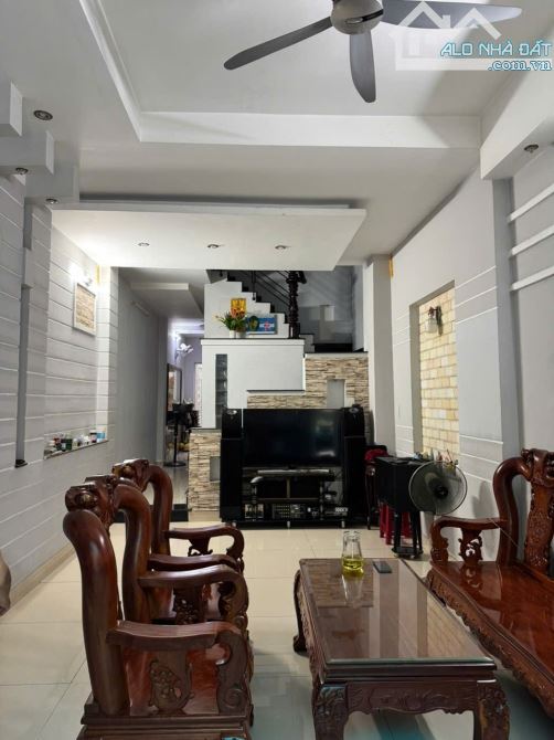 GÒ VẤP, BÁN NHÀ KHU SAIGONCOOP 3 TẦNG DT 4x20m - 8