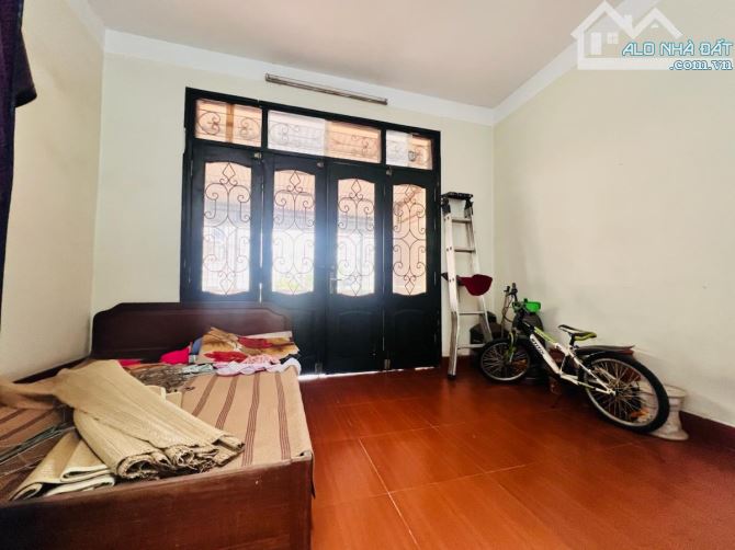 Hot! Bán Nhà Nghĩa Đô, Cầu Giấy - Phân Lô Ôtô Tránh -Vỉa Hè-40M2 - 5Tầng - Mt4.3m -15.9 Tỷ - 8
